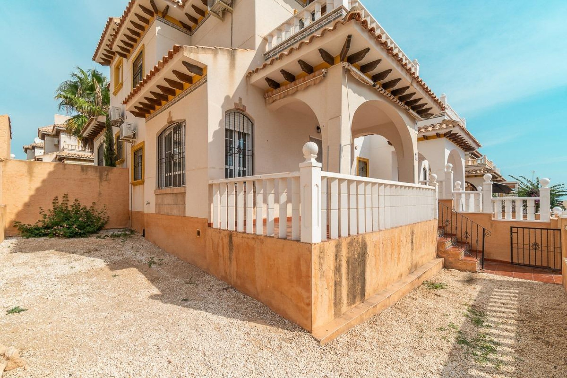 Brukt - Quad House -
Orihuela Costa - Los Dolses