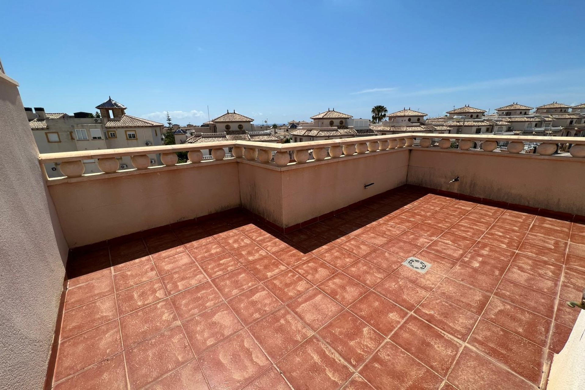 Brukt - Quad House -
Orihuela Costa - Montezenia