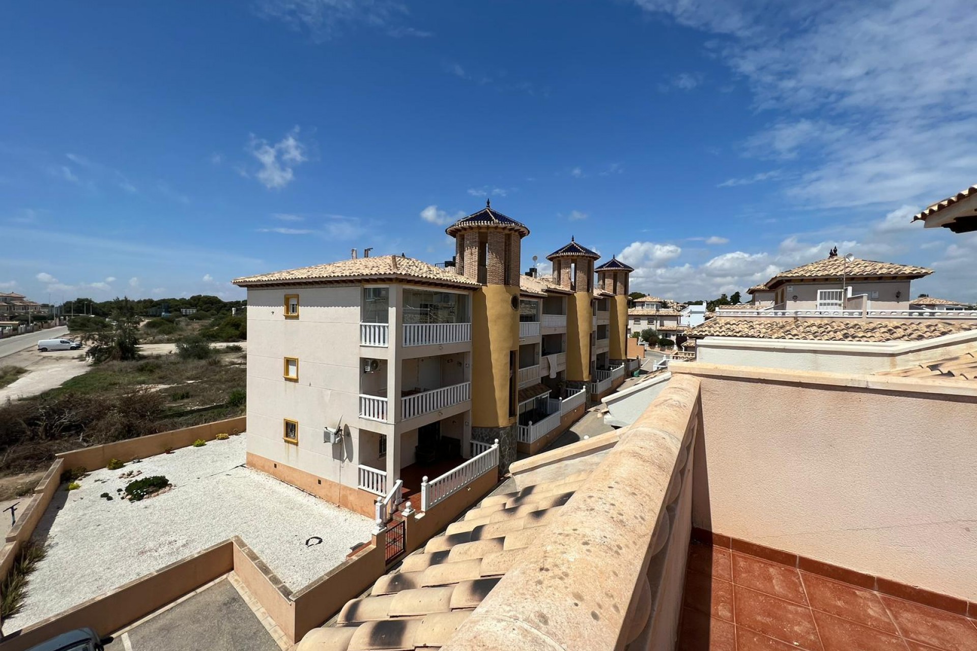 Brukt - Quad House -
Orihuela Costa - Montezenia