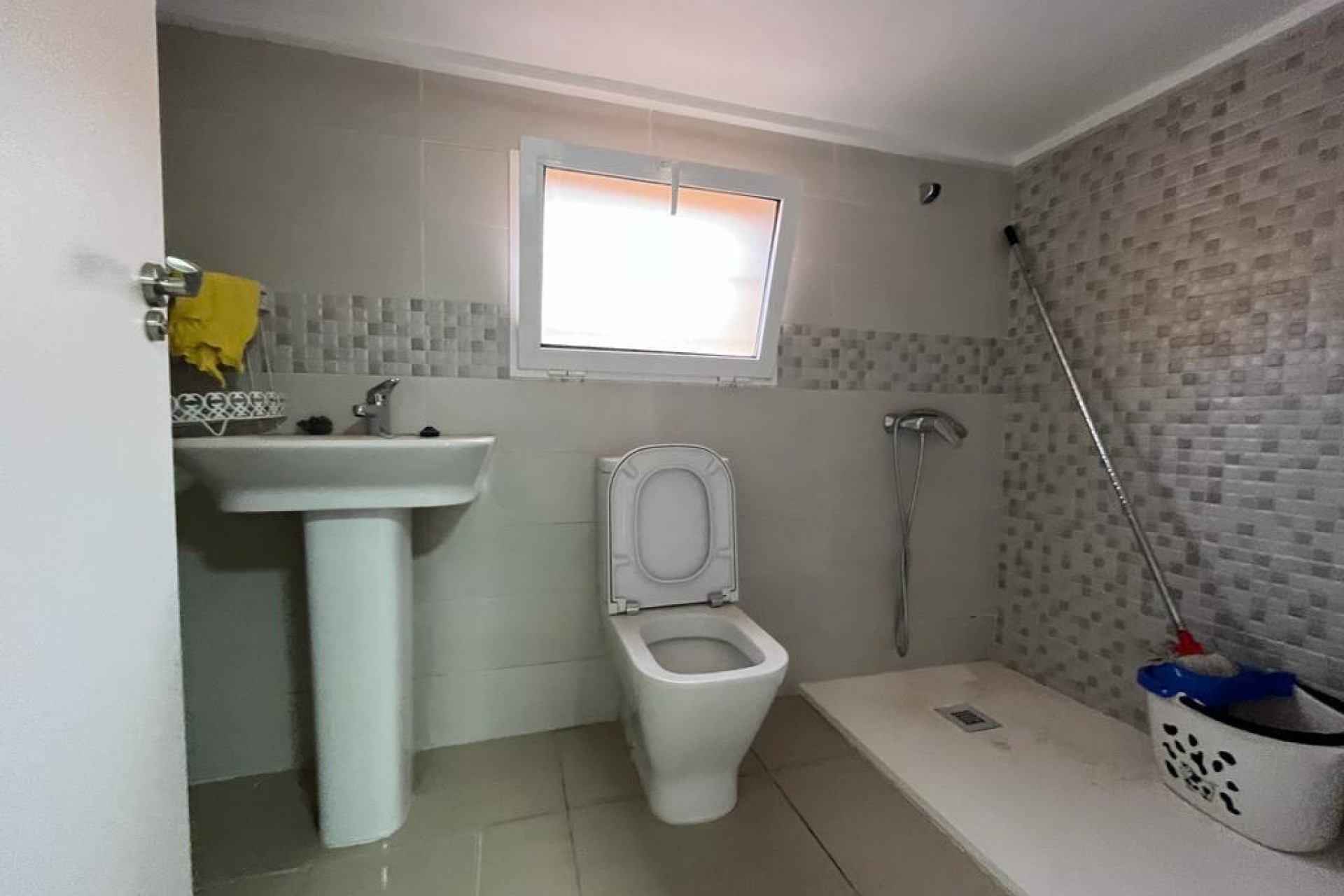 Brukt - Quad House -
Orihuela Costa - Montezenia