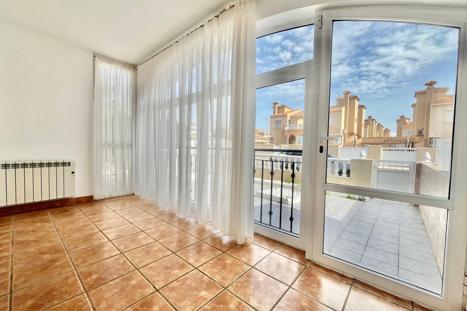 Brukt - Quad House -
Orihuela Costa - Playa Flamenca