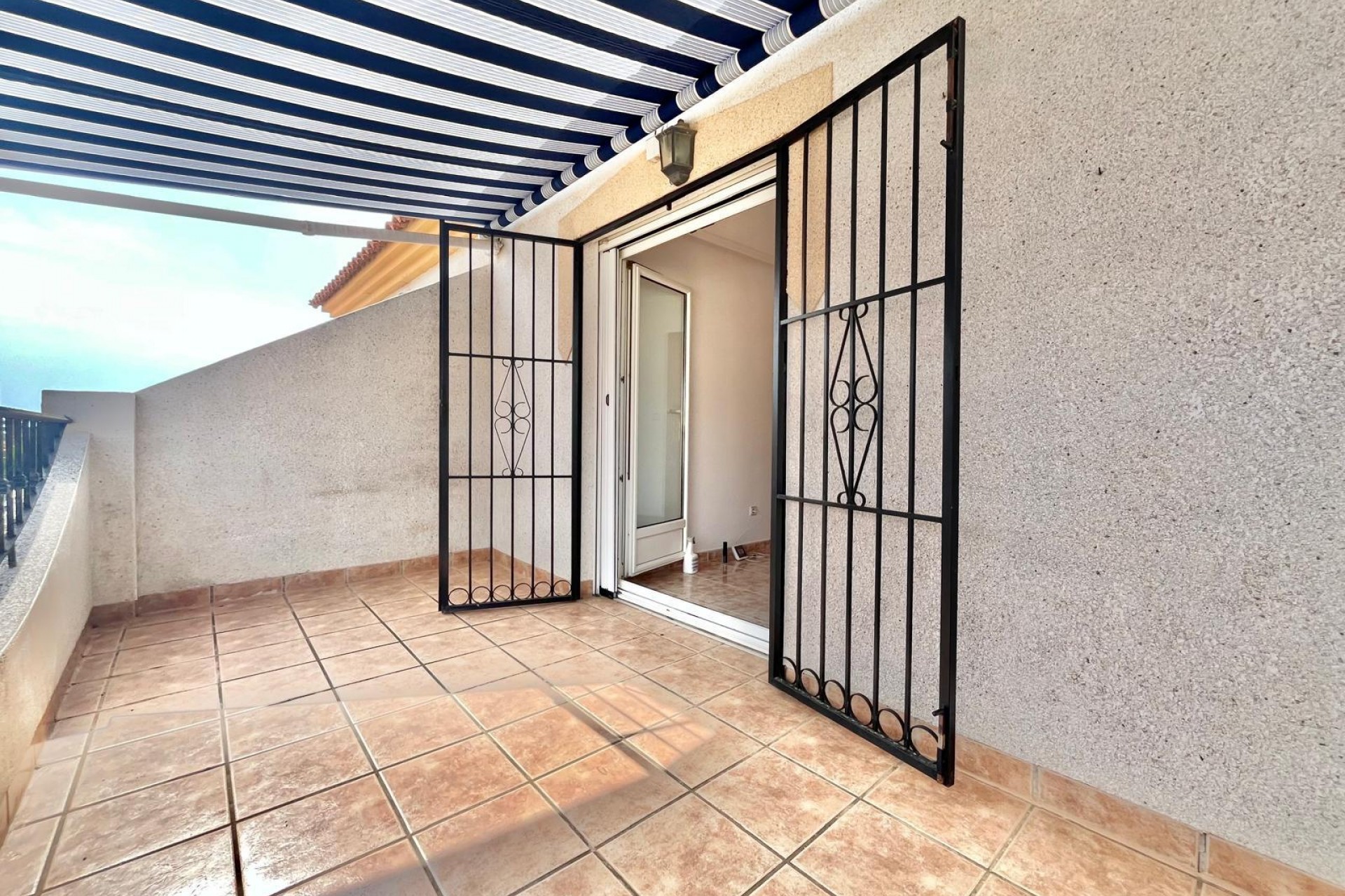 Brukt - Quad House -
Orihuela Costa - Playa Flamenca