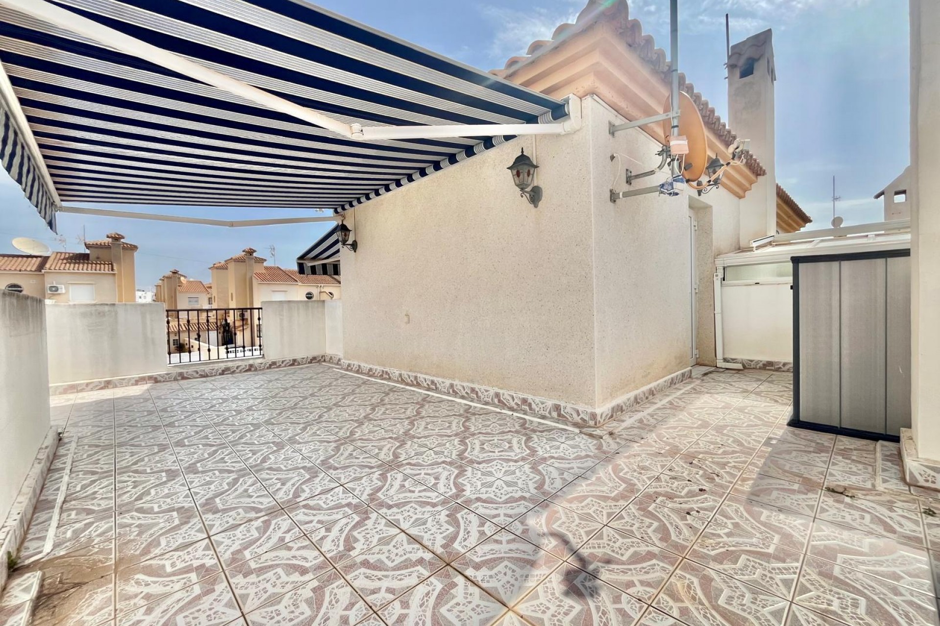 Brukt - Quad House -
Orihuela Costa - Playa Flamenca