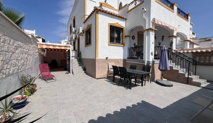 Brukt - Quad House -
Orihuela - Inland