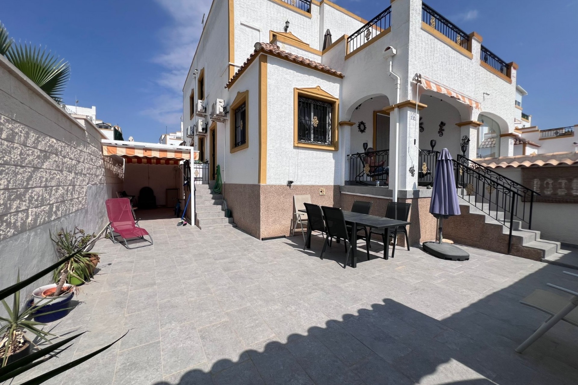 Brukt - Quad House -
Orihuela - Inland