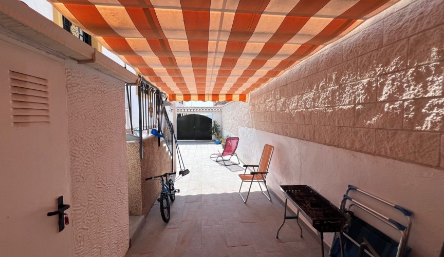 Brukt - Quad House -
Orihuela - Inland