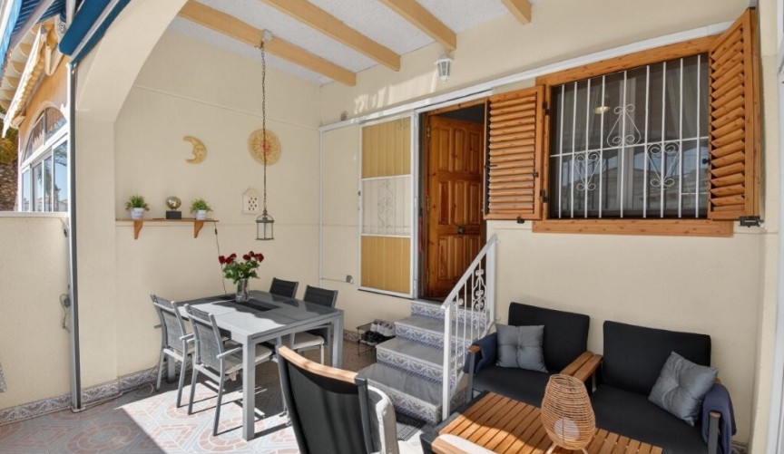 Brukt - Quad House -
Playa Flamenca - Serena III