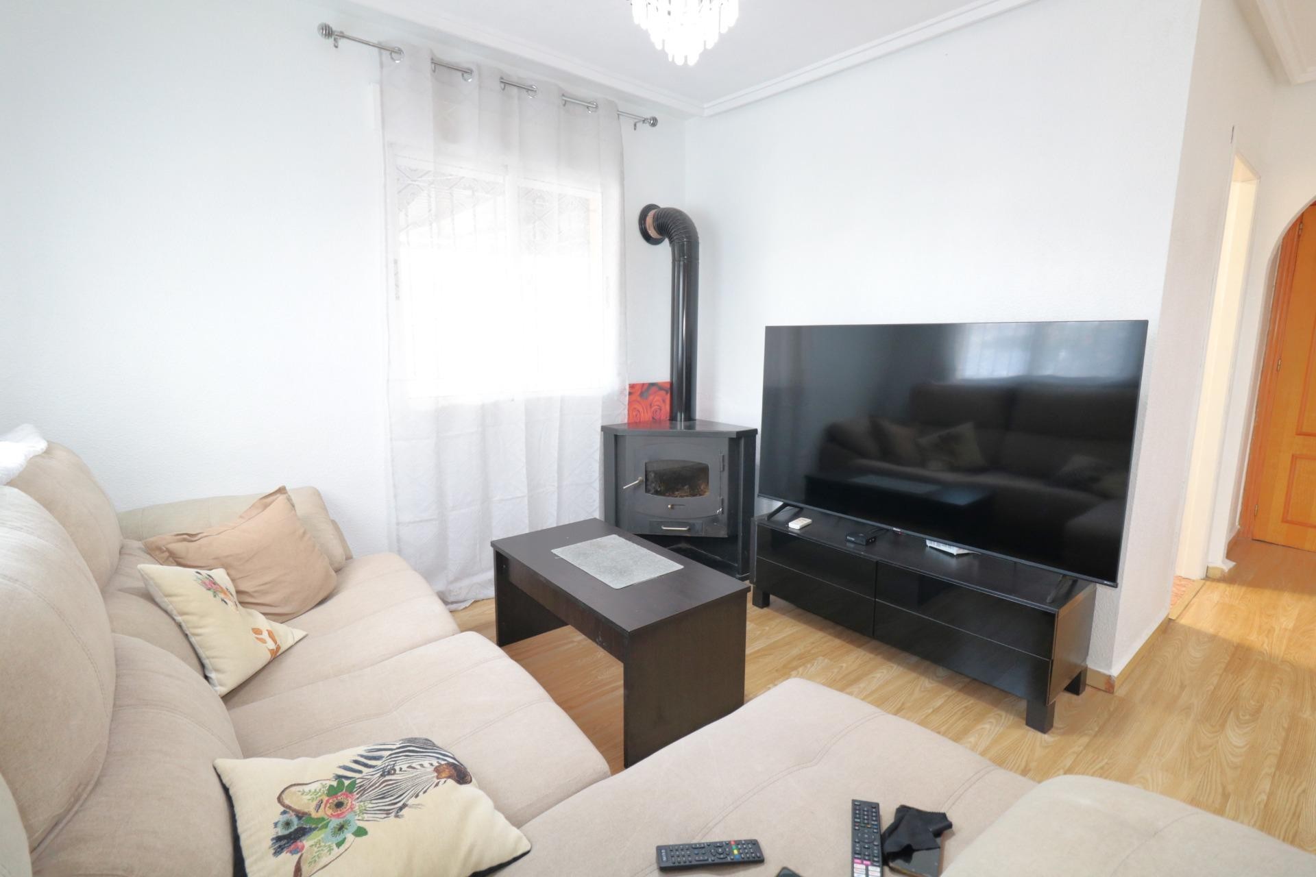 Brukt - Quad House -
Torrevieja - Carrefour