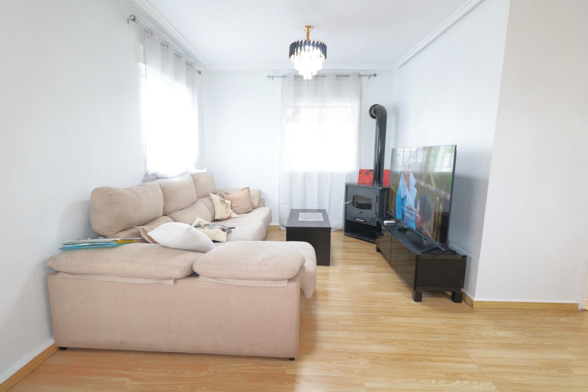 Brukt - Quad House -
Torrevieja - Carrefour