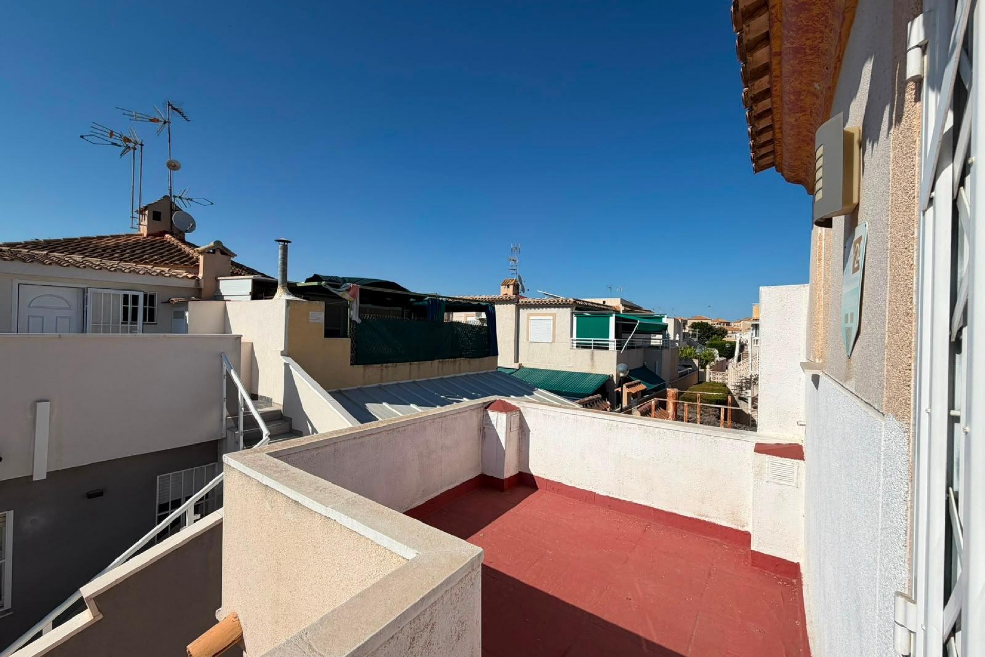Brukt - Quad House -
Torrevieja - Carrefour