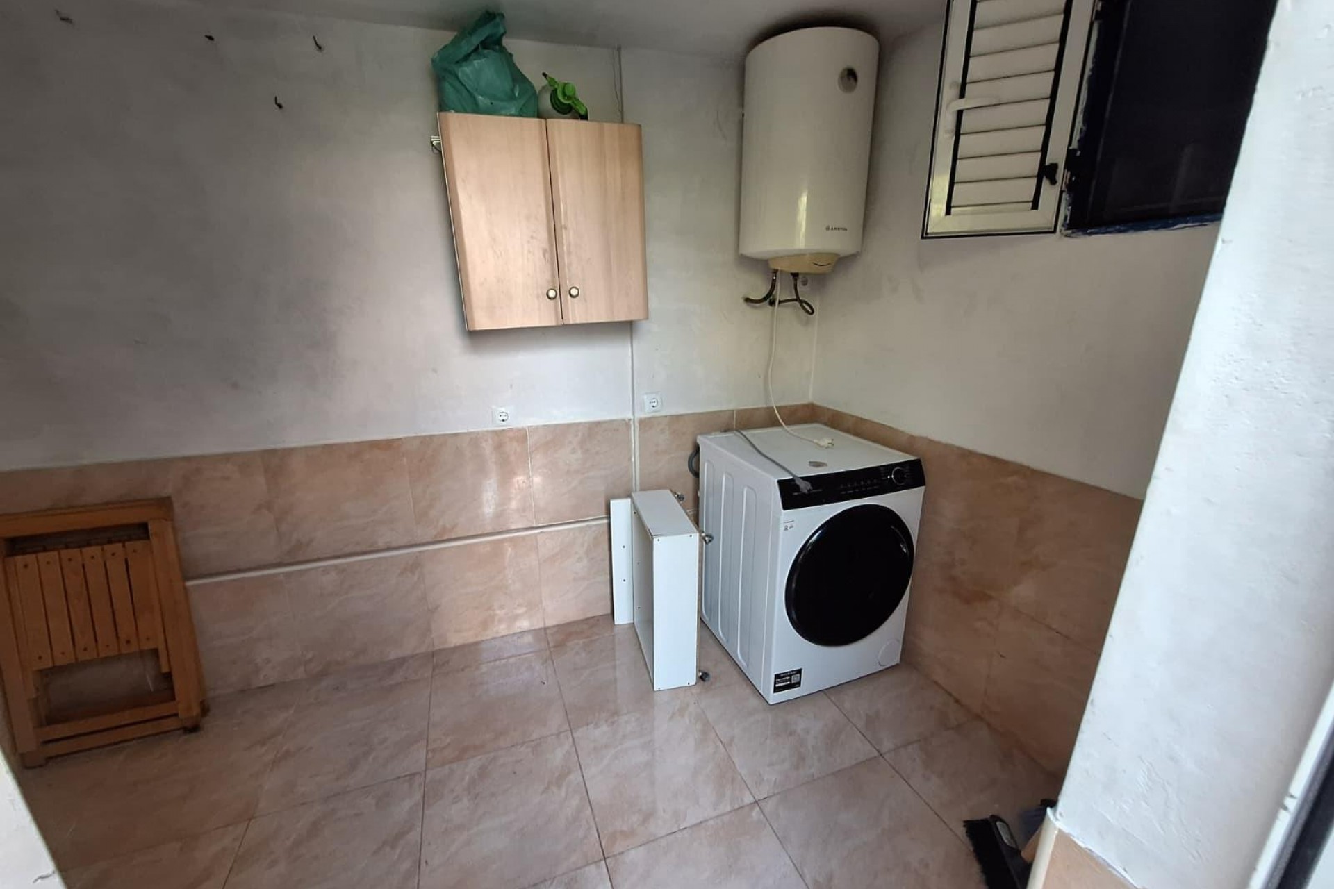 Brukt - Quad House -
Torrevieja - Carrefour