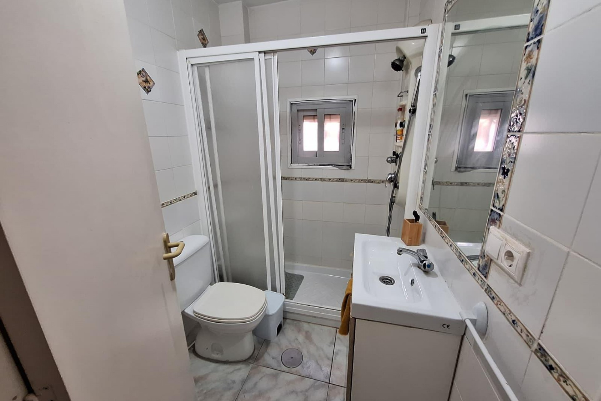 Brukt - Quad House -
Torrevieja - Carrefour