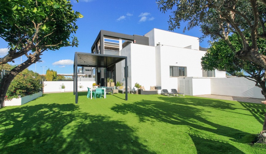 Brukt - Quad House -
Torrevieja - Costa Blanca