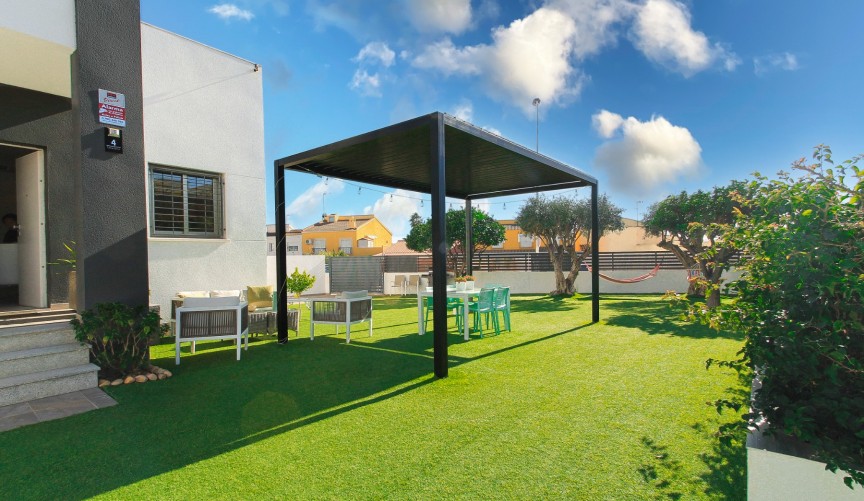 Brukt - Quad House -
Torrevieja - Costa Blanca