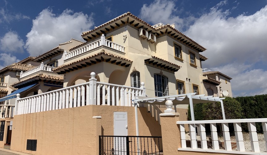 Brukt - Quad Villa -
Cabo Roig - Costa Blanca