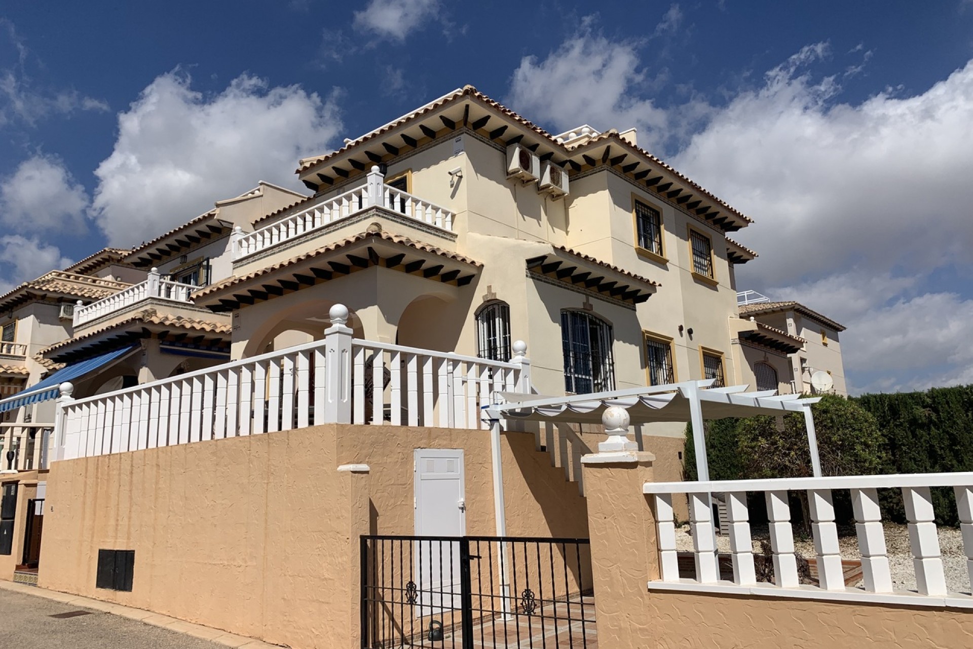 Brukt - Quad Villa -
Cabo Roig - Costa Blanca