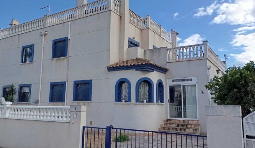 Brukt - Quad Villa -
Daya Vieja - Costa Blanca