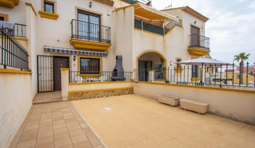 Brukt - Quad Villa -
Orihuela Costa - Costa Blanca