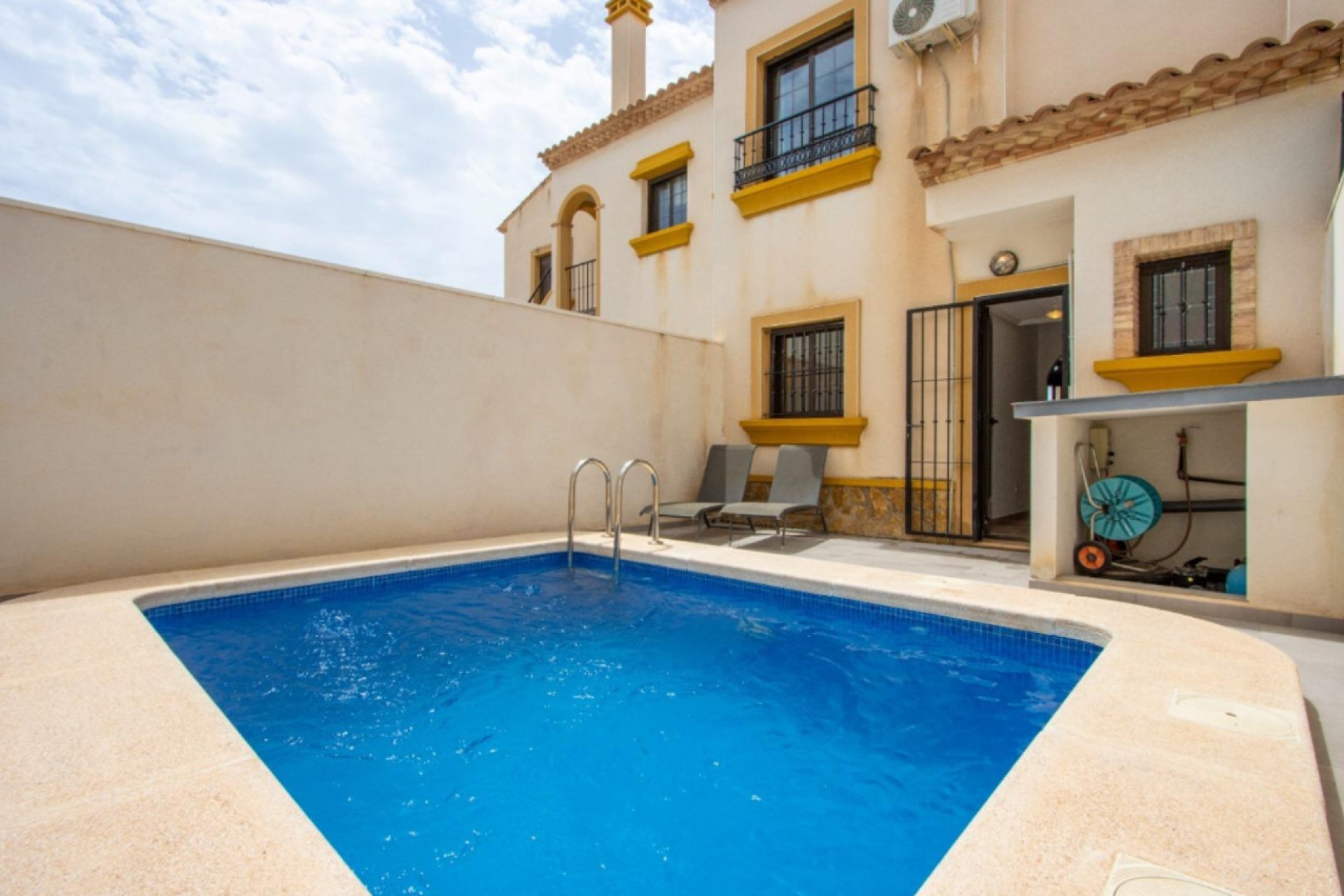 Brukt - Quad Villa -
Orihuela Costa - Costa Blanca