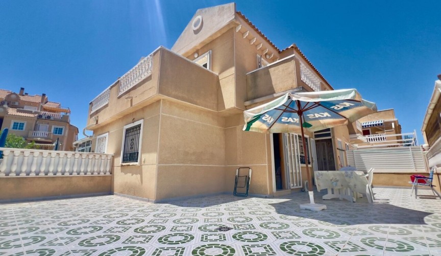 Brukt - Quad Villa -
Torrevieja - Costa Blanca