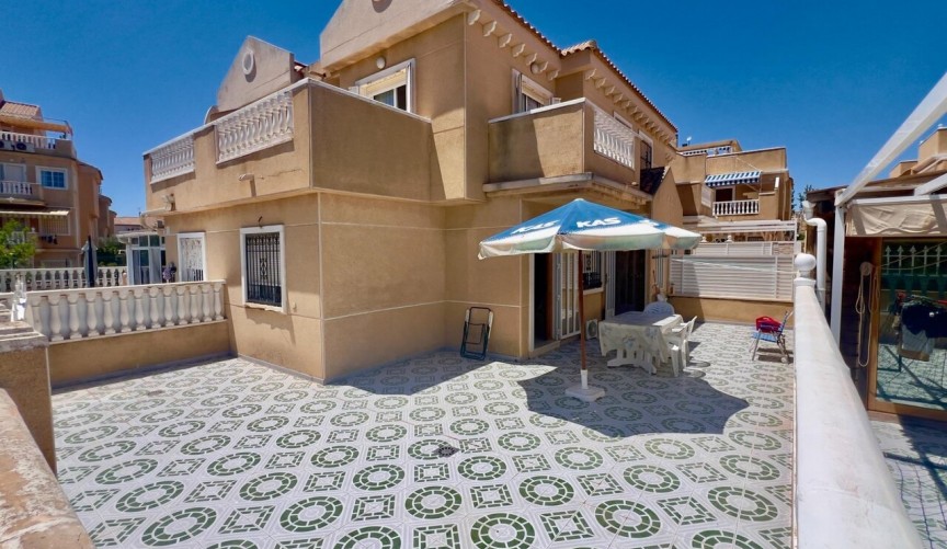 Brukt - Quad Villa -
Torrevieja - Costa Blanca