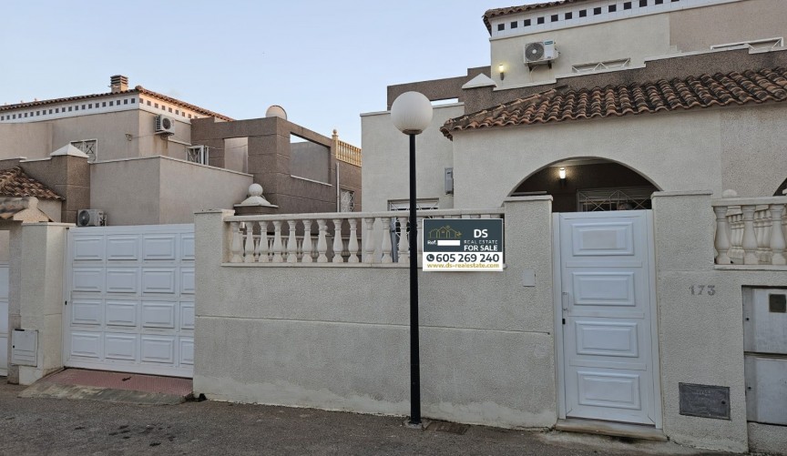 Brukt - Quad Villa -
Torrevieja - Costa Blanca