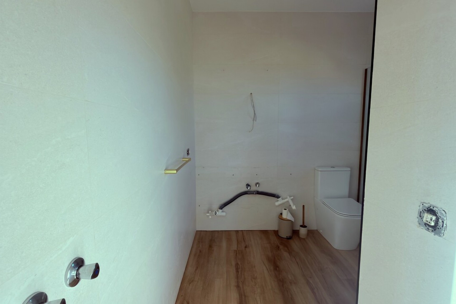 Brukt - Semi Detached -
El Galan - Inland
