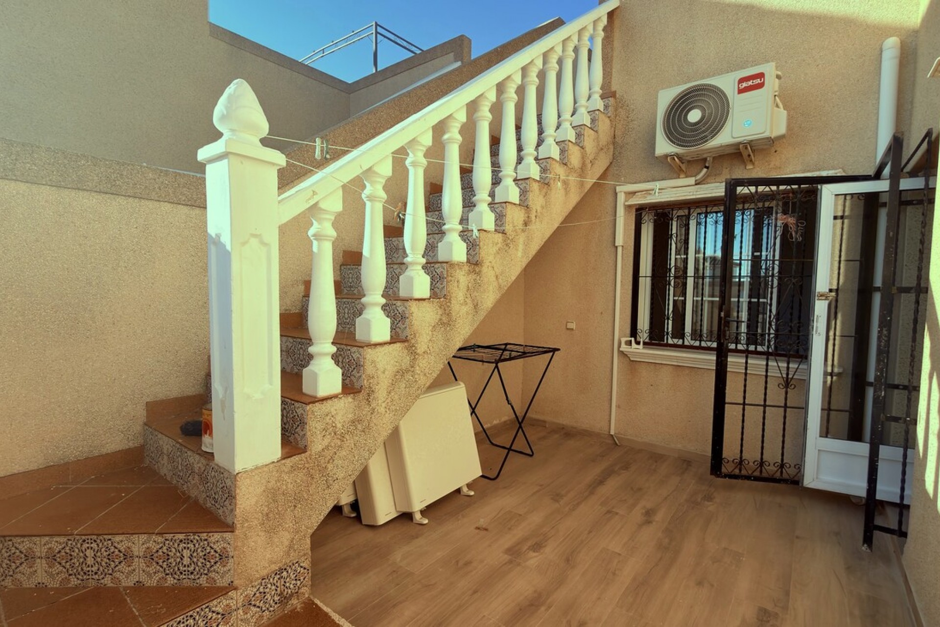 Brukt - Semi Detached -
El Galan - Inland