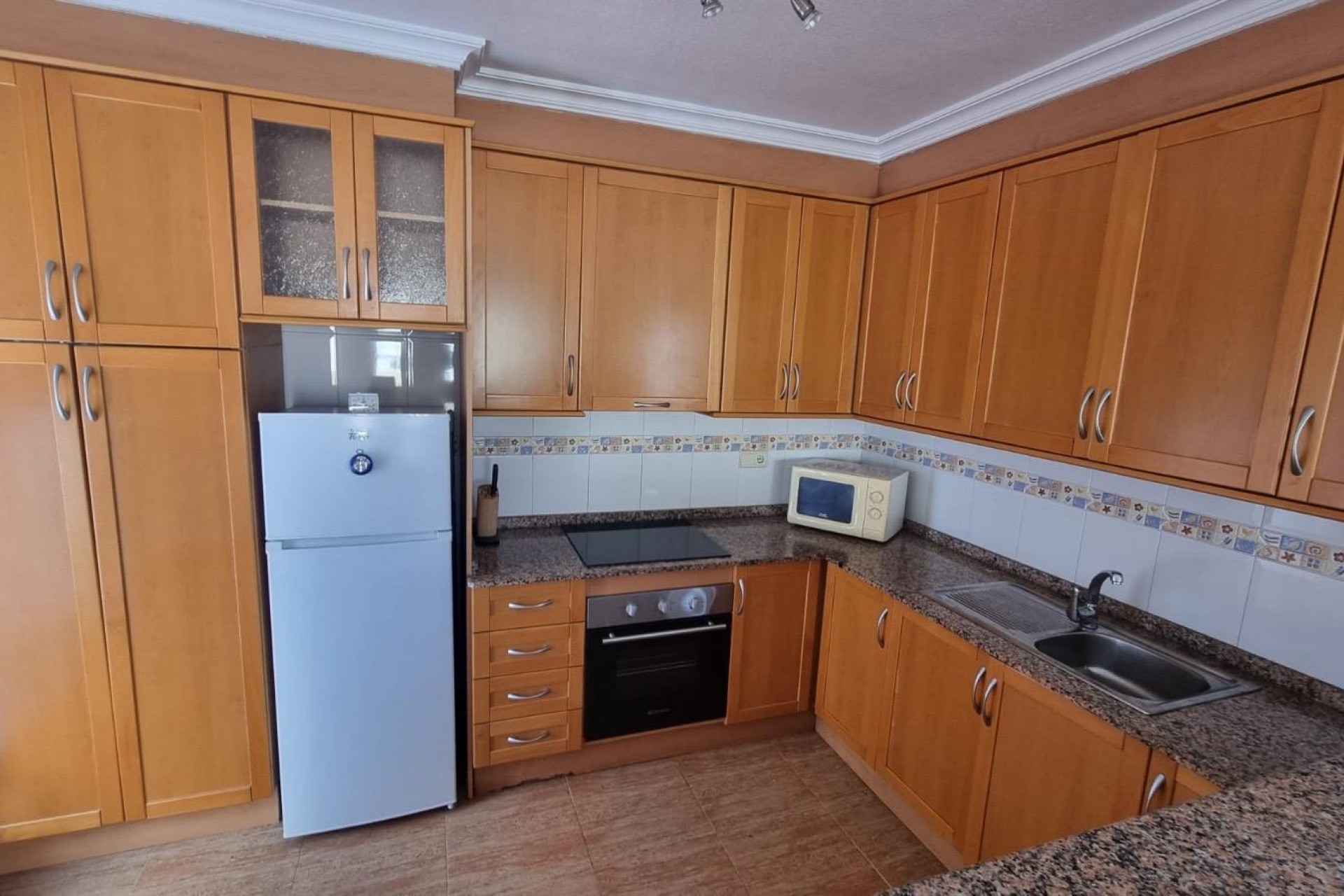 Brukt - Semi Detached -
Guardamar del Segura - Urbanizaciones