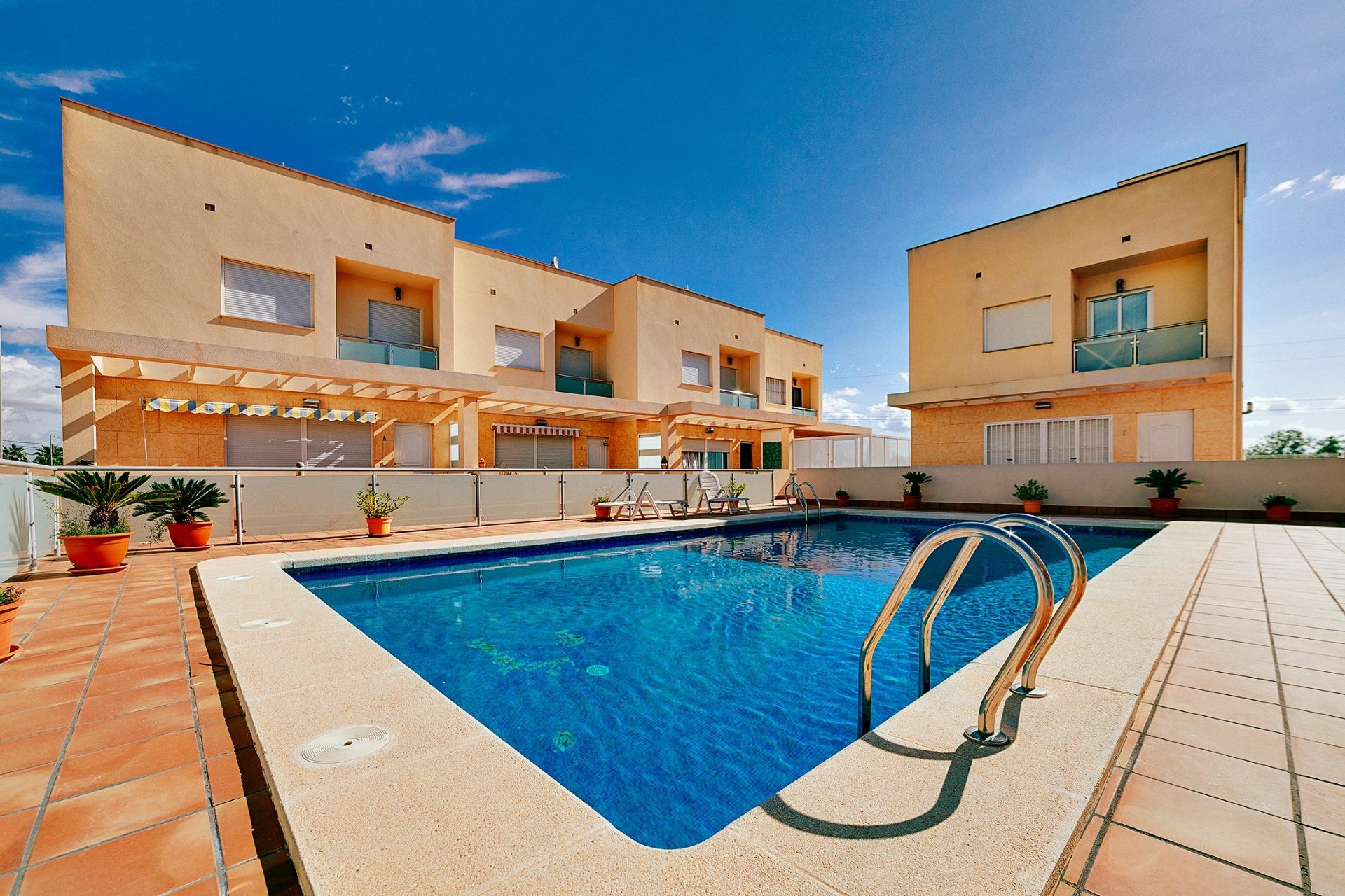 Brukt - Semi Detached -
Los Montesinos - La Herrada