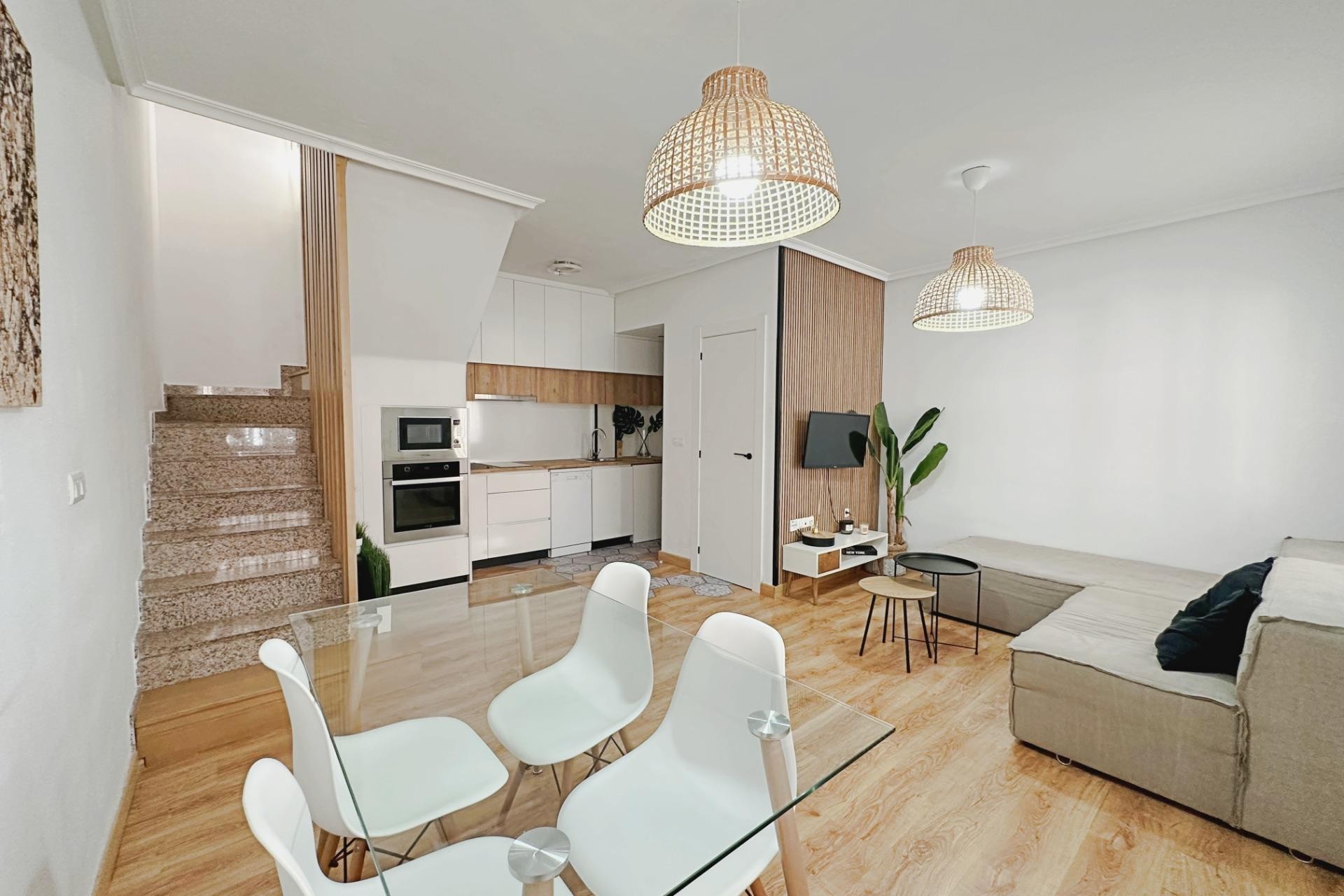 Brukt - Semi Detached -
Orihuela Costa - La Zenia