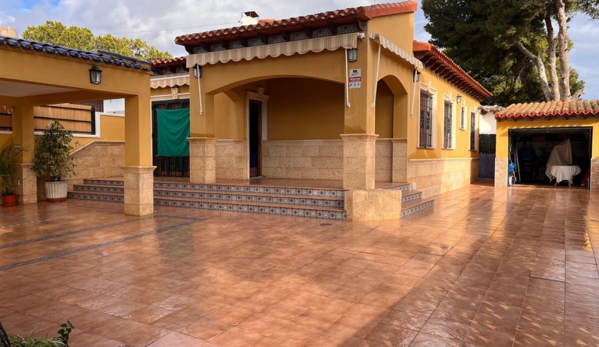 Brukt - Semi Detached -
Orihuela Costa - Punta Prima