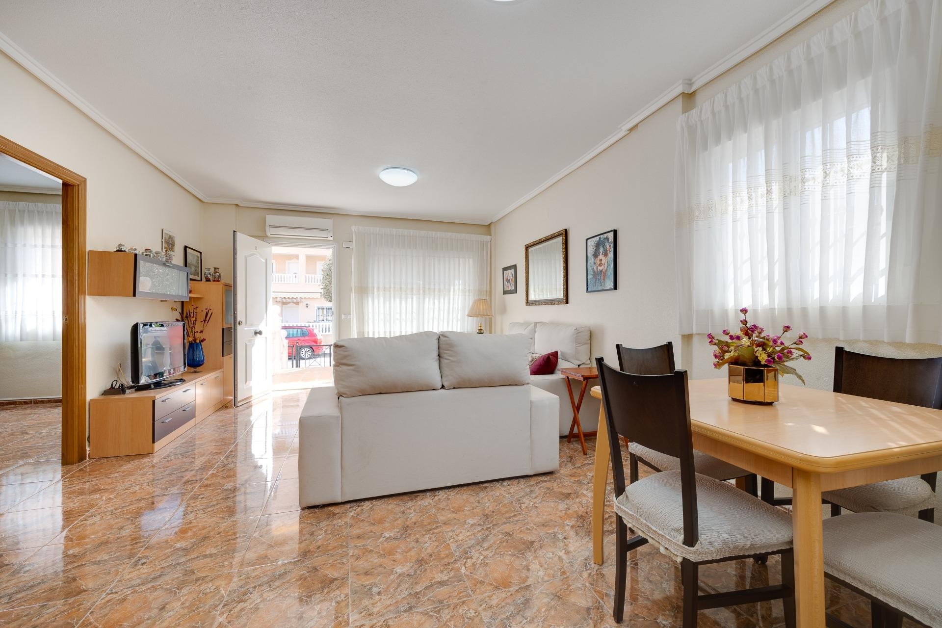 Brukt - Semi Detached -
Orihuela Costa - Villamartín