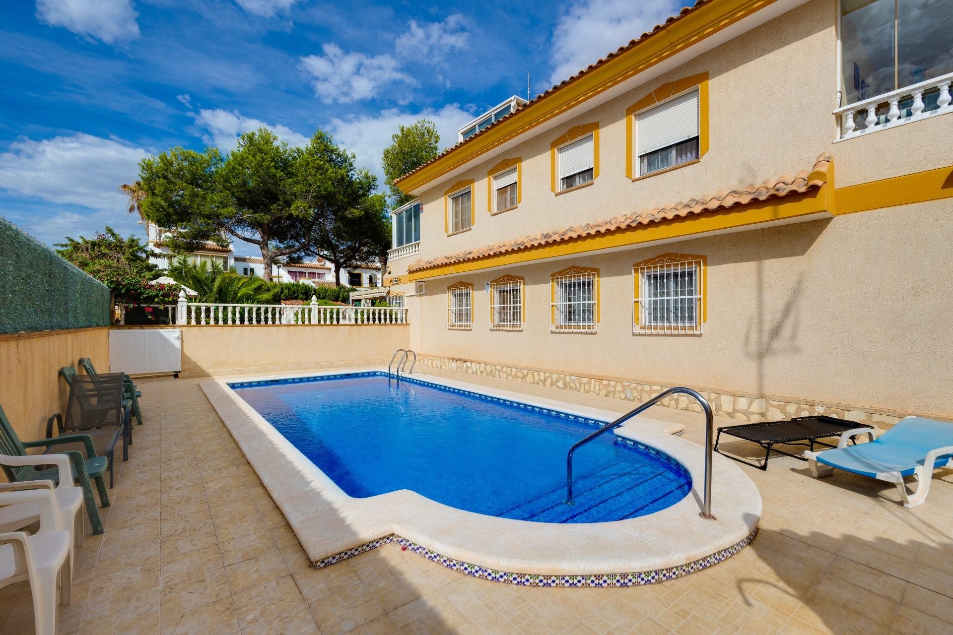 Brukt - Semi Detached -
Orihuela Costa - Villamartín