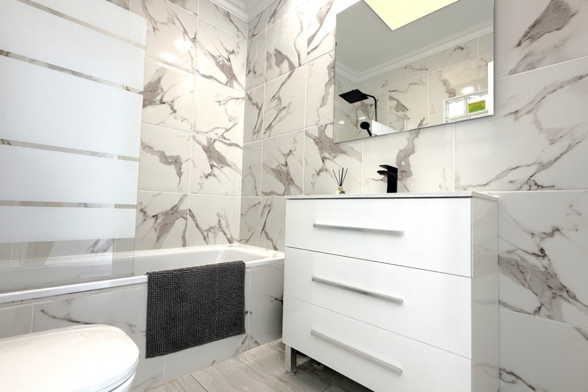 Brukt - Semi Detached -
Orihuela - Inland