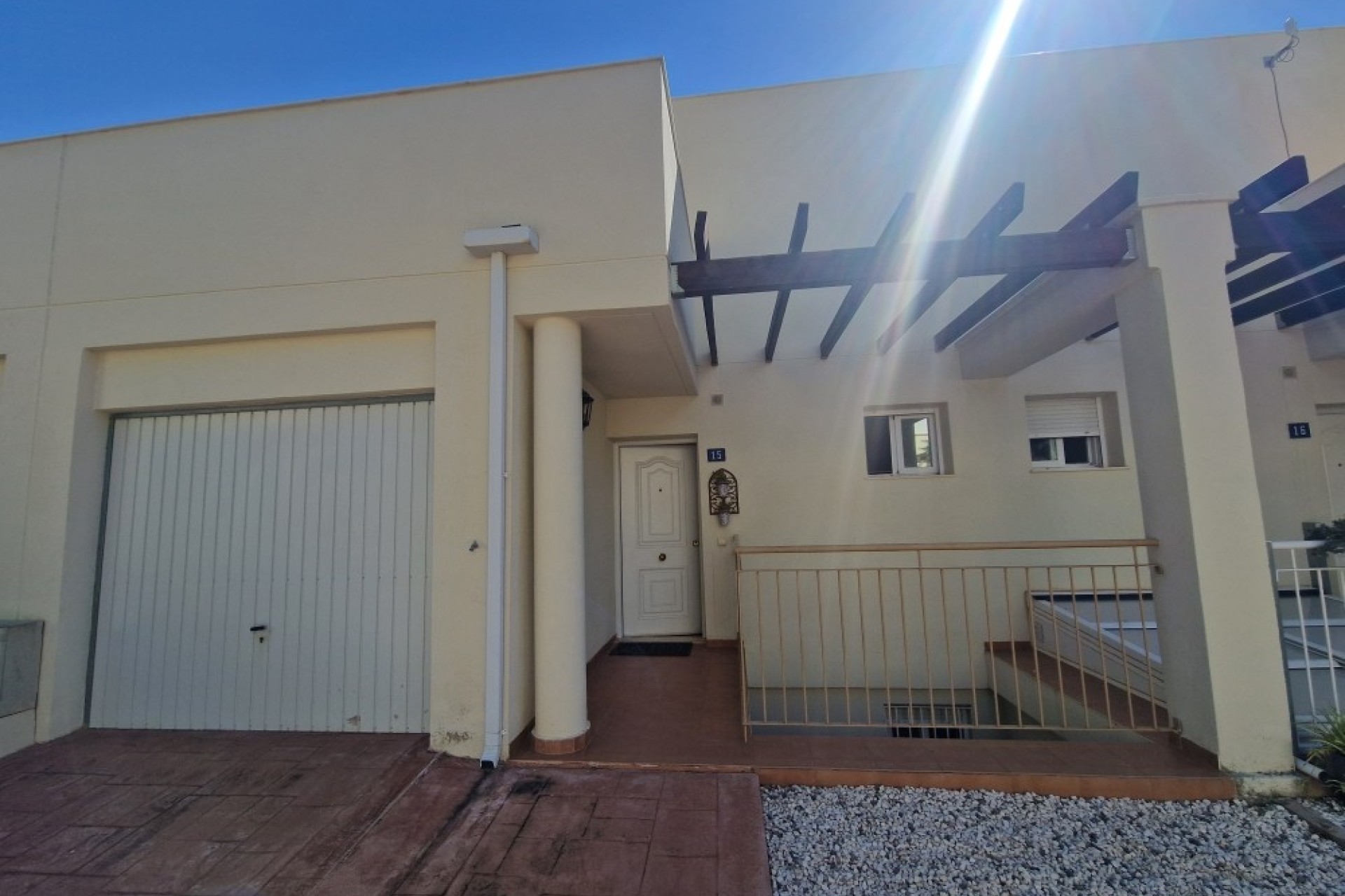 Brukt - Semi Detached -
Relleu - Inland