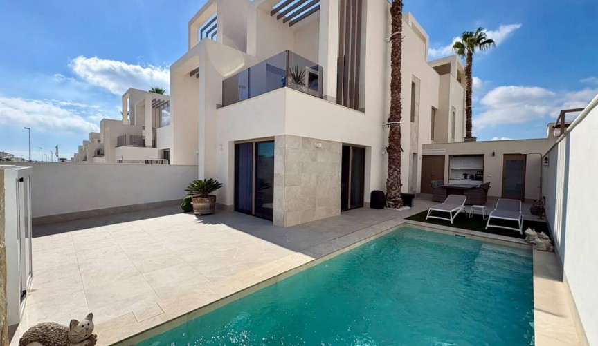 Brukt - Semi Detached -
Rojales - Ciudad Quesada