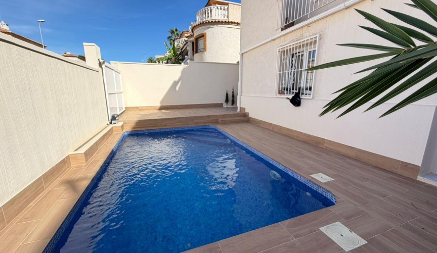 Brukt - Semi Detached -
Torrevieja - Cabo Cervera