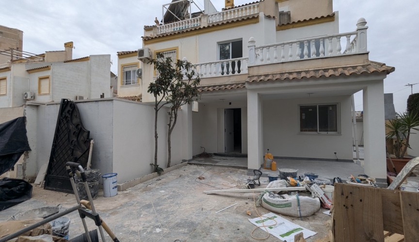 Brukt - Semi Detached -
Torrevieja - Costa Blanca