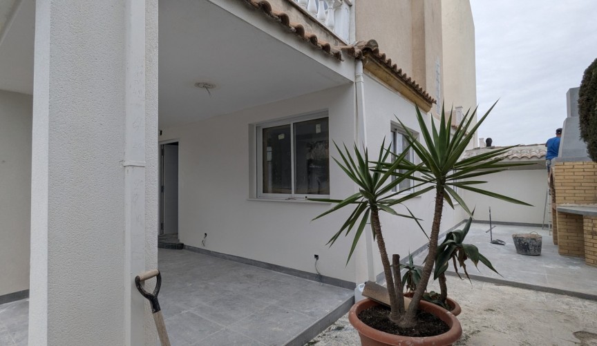 Brukt - Semi Detached -
Torrevieja - Costa Blanca