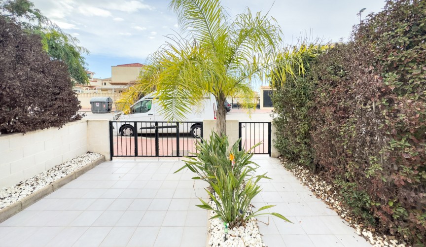 Brukt - Semi Detached -
Torrevieja - Costa Blanca