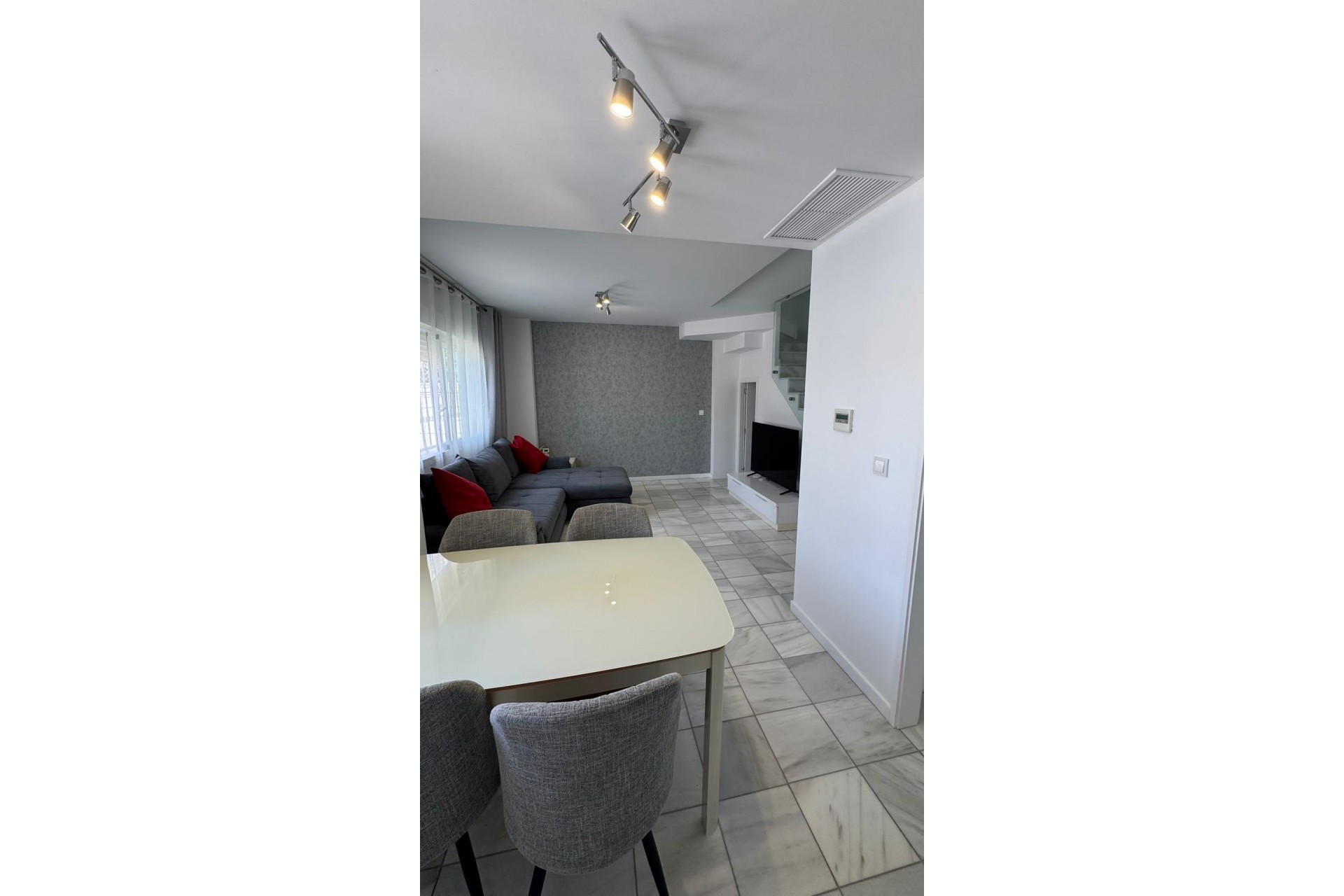 Brukt - Semi Detached -
Torrevieja - Costa Blanca