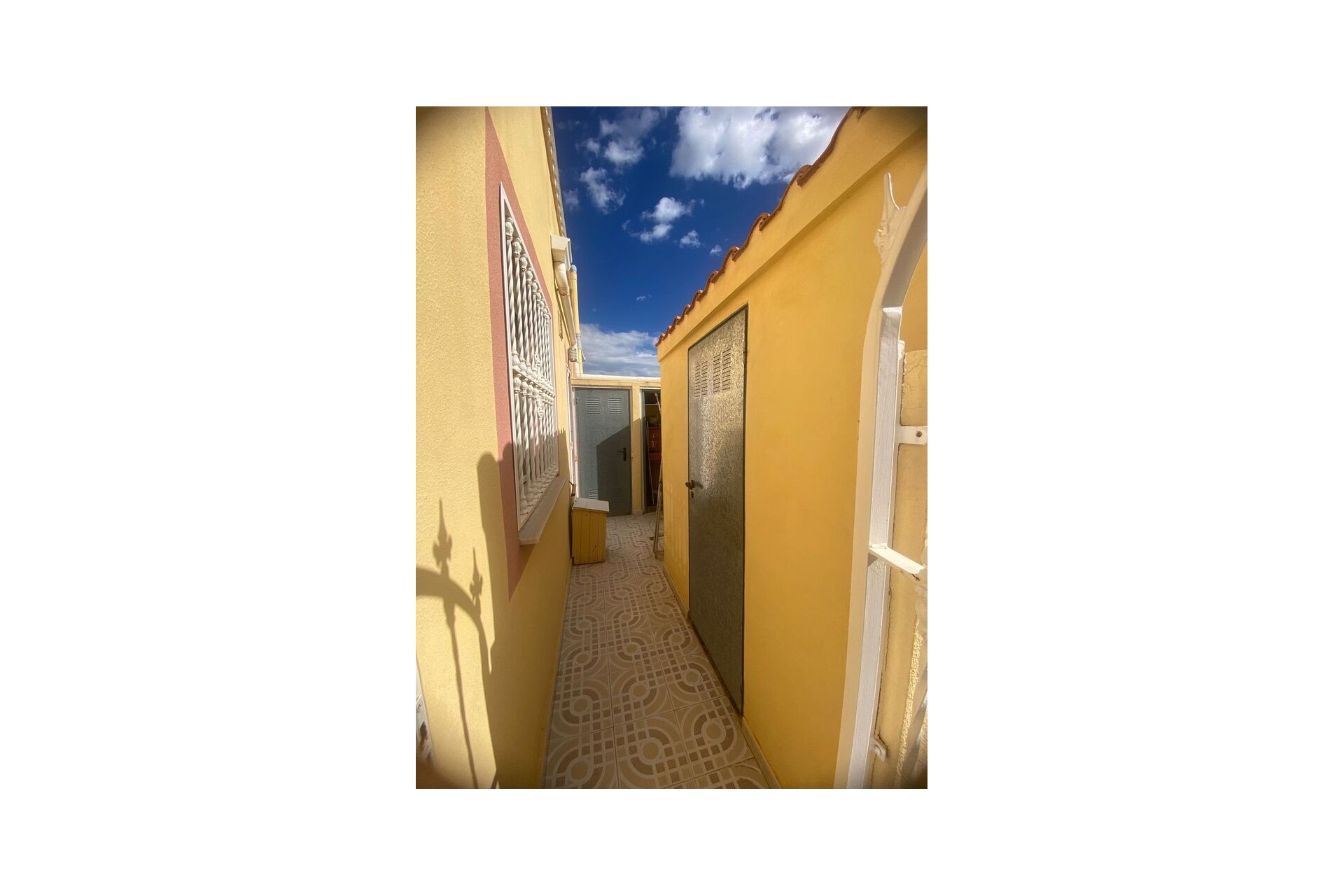 Brukt - Semi Detached -
Villamartin - Costa Blanca