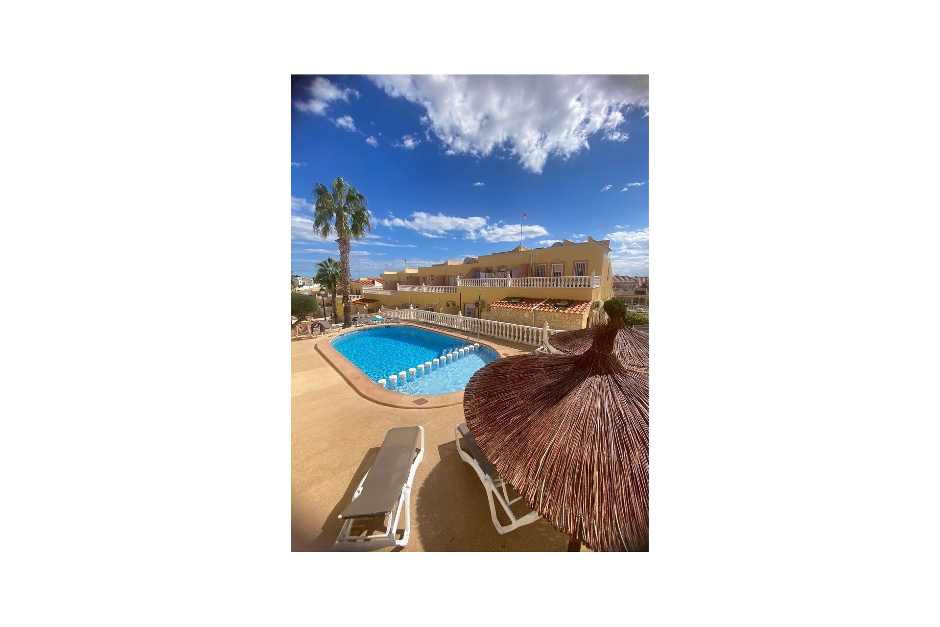 Brukt - Semi Detached -
Villamartin - Costa Blanca