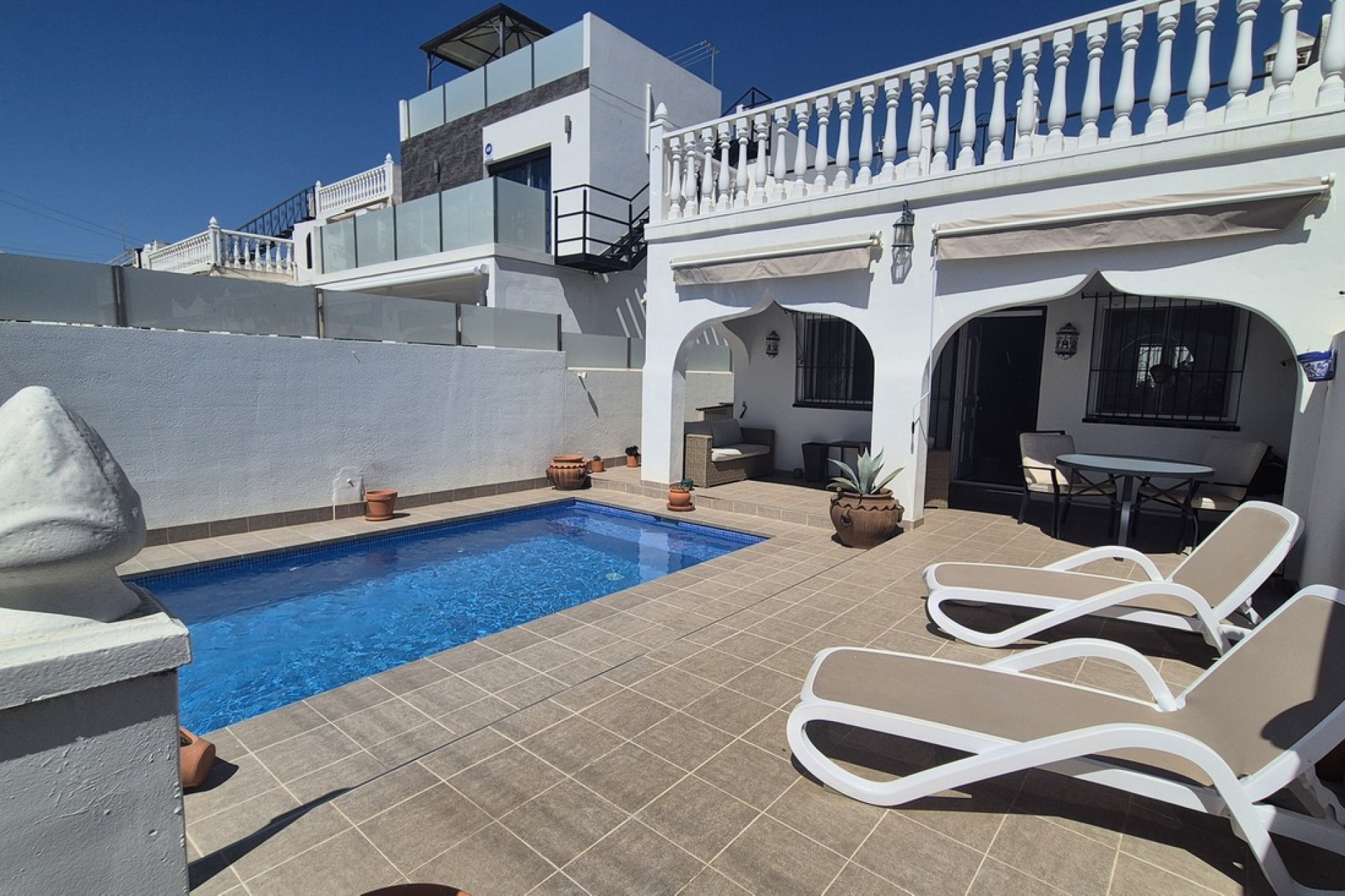 Brukt - Semi Detached -
Villamartin - Costa Blanca