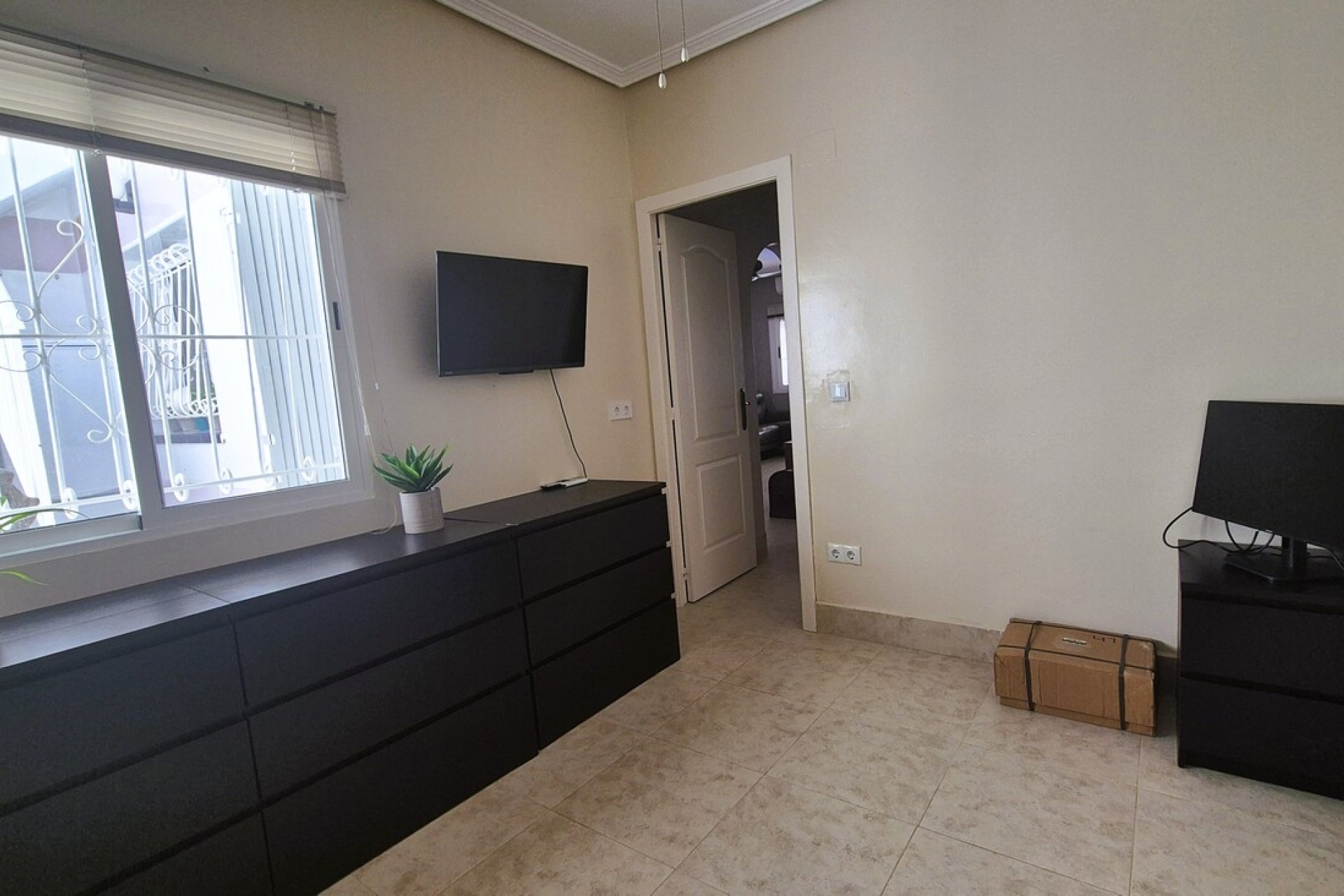 Brukt - Semi Detached -
Villamartin - Costa Blanca