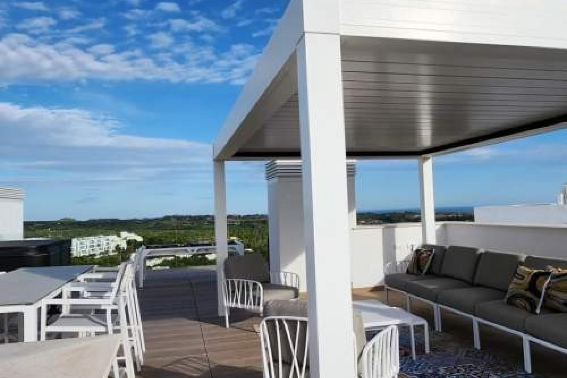 Brukt - Toppleilighet -
Campoamor - Costa Blanca