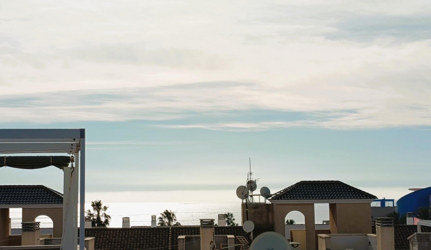 Brukt - Toppleilighet -
Orihuela Costa - Costa Blanca