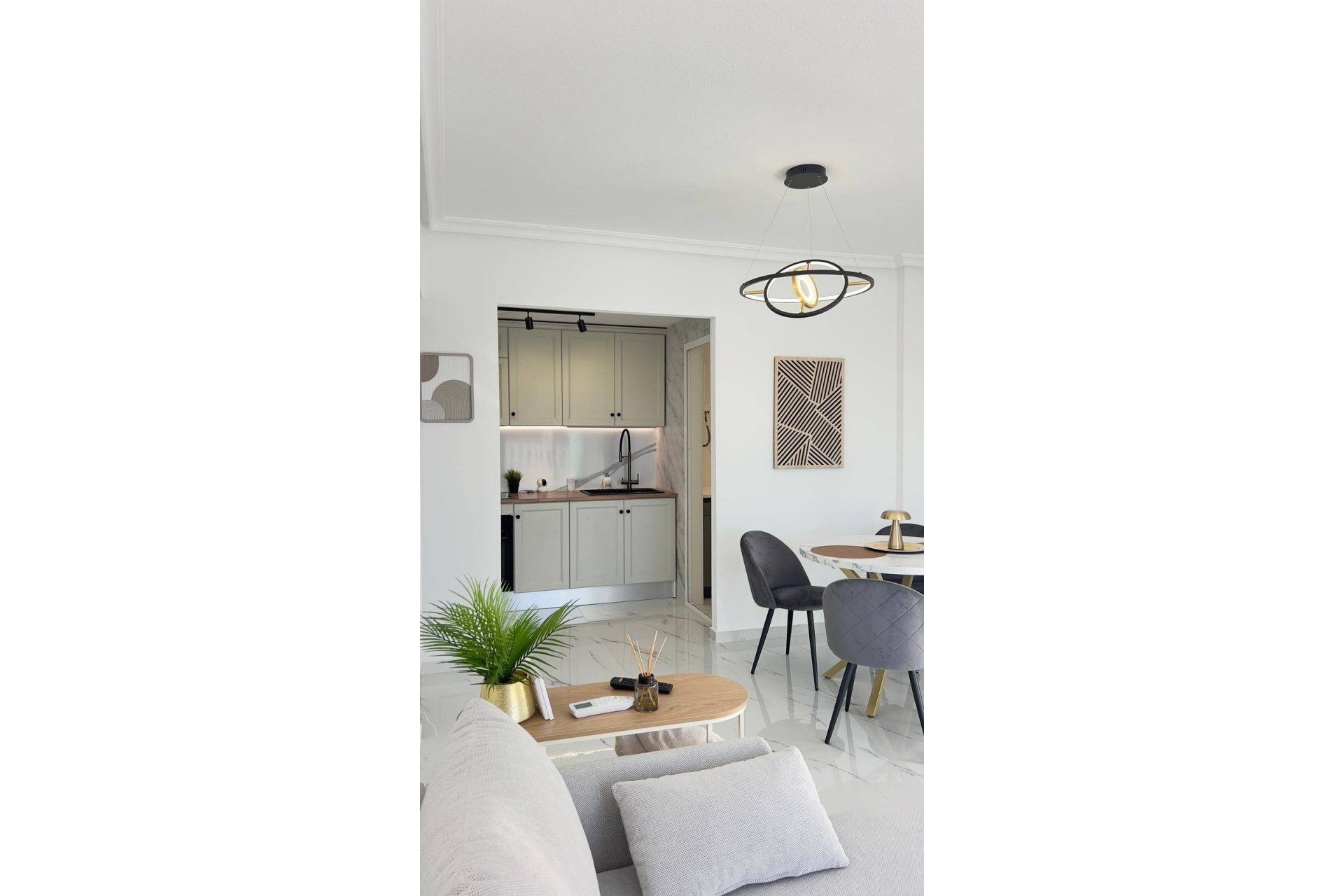 Brukt - Toppleilighet -
Orihuela Costa - La Zenia