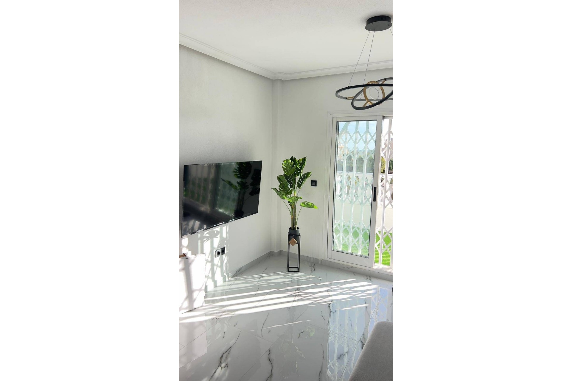 Brukt - Toppleilighet -
Orihuela Costa - La Zenia